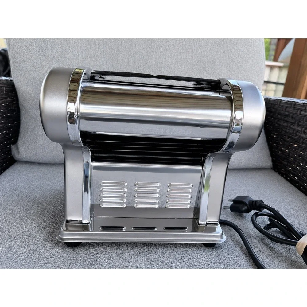 Newhai Electric Pasta Maker Machine Unisex OS Silver Excellent Stainless Steel